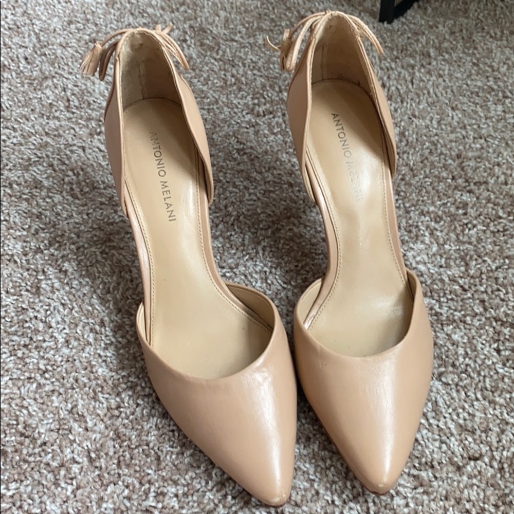 Nude Antonio Melani heels